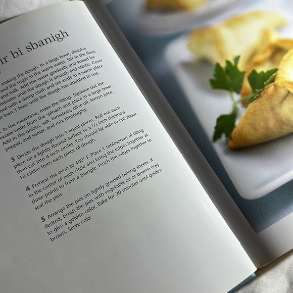 The Middle Eastern Cookbook Hardcover in English - Picture 10 of 11